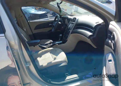 2015 Chevrolet Malibu 1Lt z USA, uszkodzony, nr VIN 1G11C5SL9FF254305